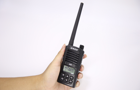 راديو FM ثنائي الاتجاه بقدرة 5 وات A6